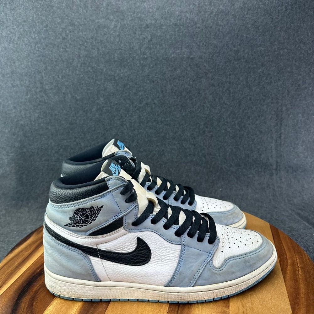 Nike Air Jordan 1 Retro High OG University Blue Size 11.5 US UNC 555088-134